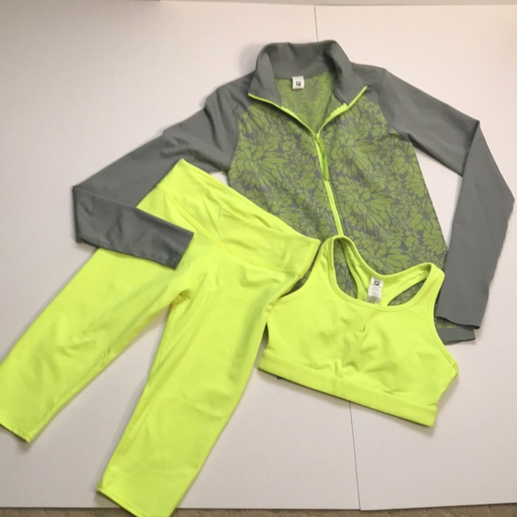 Fabletics Other - Fabletics workout set